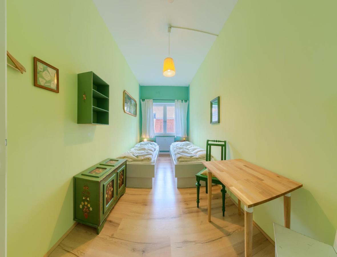 Labyrinth Hostel Weimar Екстериор снимка