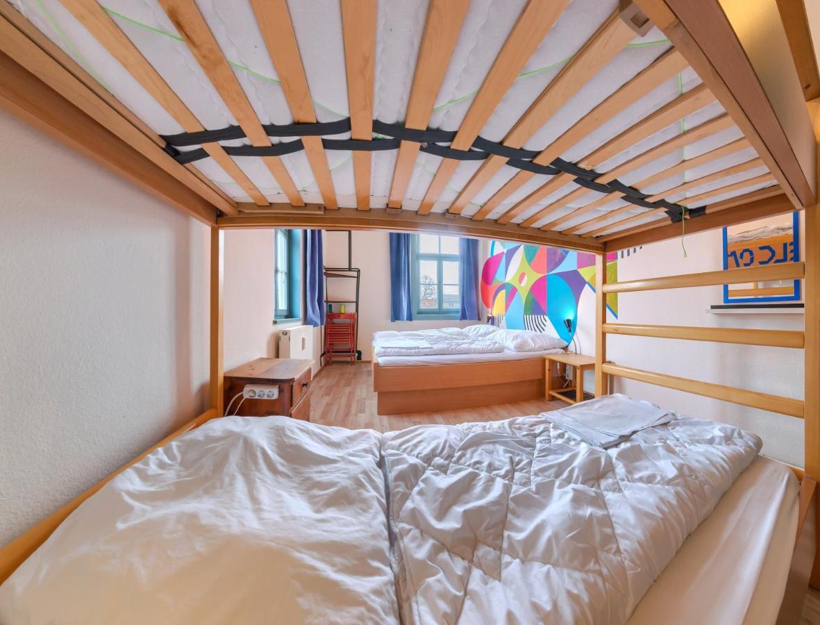Labyrinth Hostel Weimar Екстериор снимка