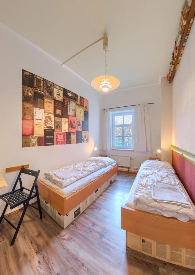 Labyrinth Hostel Weimar Екстериор снимка