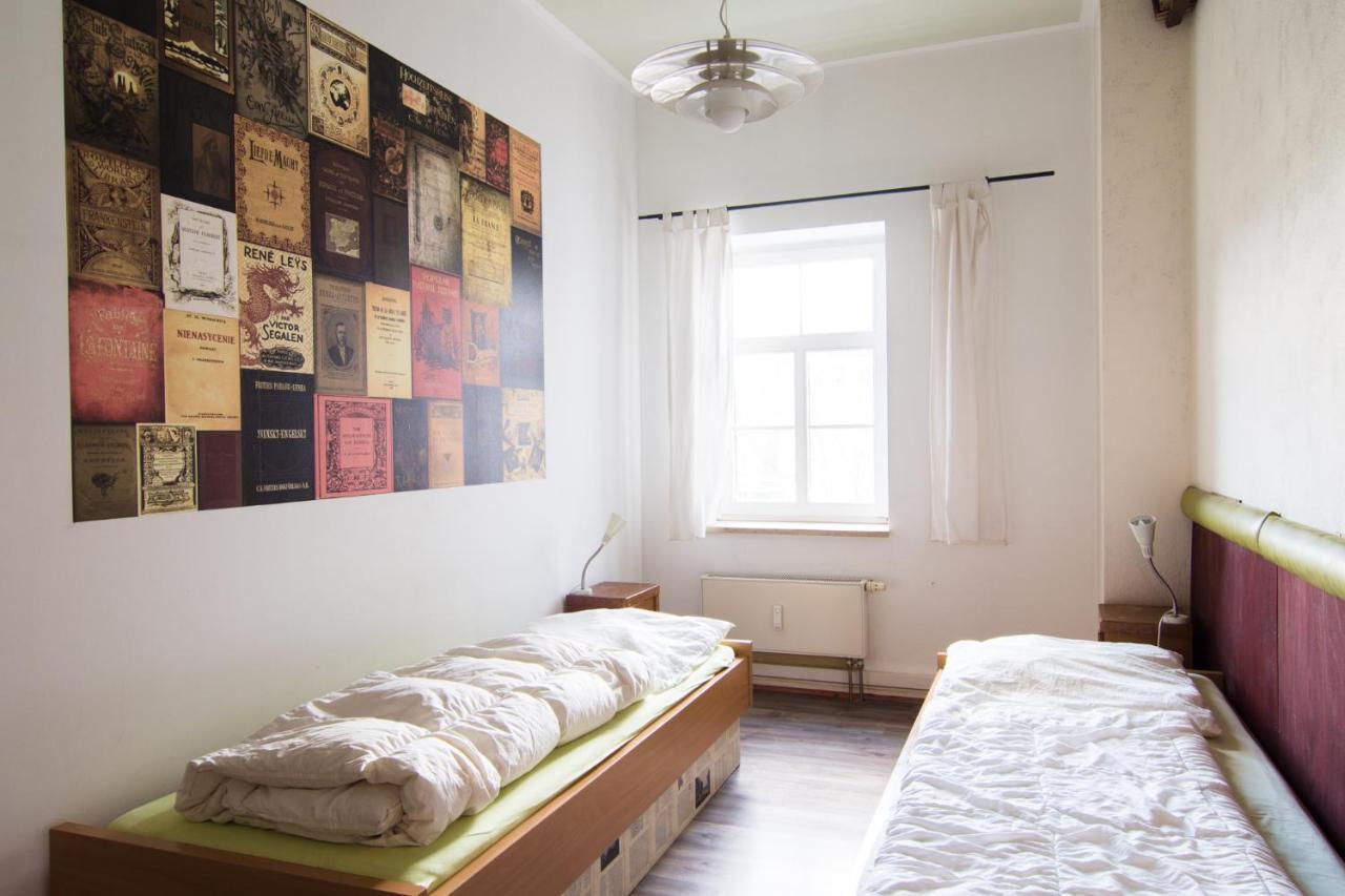 Labyrinth Hostel Weimar Екстериор снимка