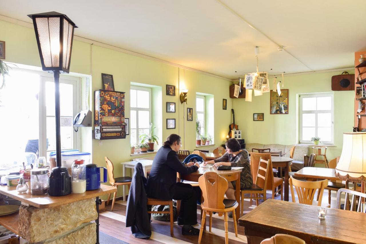 Labyrinth Hostel Weimar Екстериор снимка