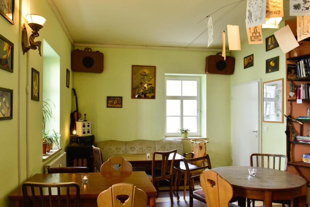 Labyrinth Hostel Weimar Екстериор снимка
